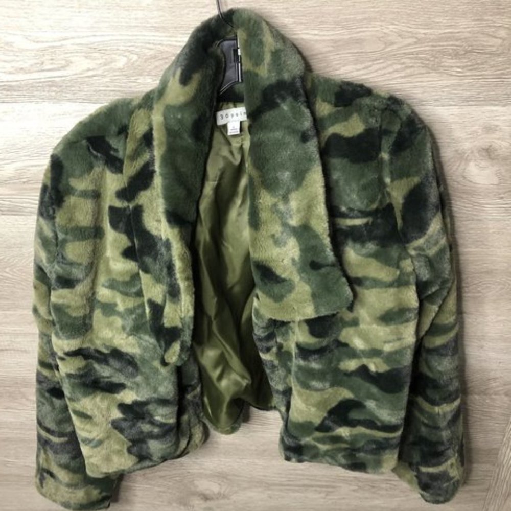 36point5 Womens Large Faux Fur Camo Coat NEW Green